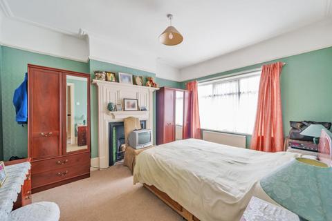 7 Penberth Road, London, SE6 1ET