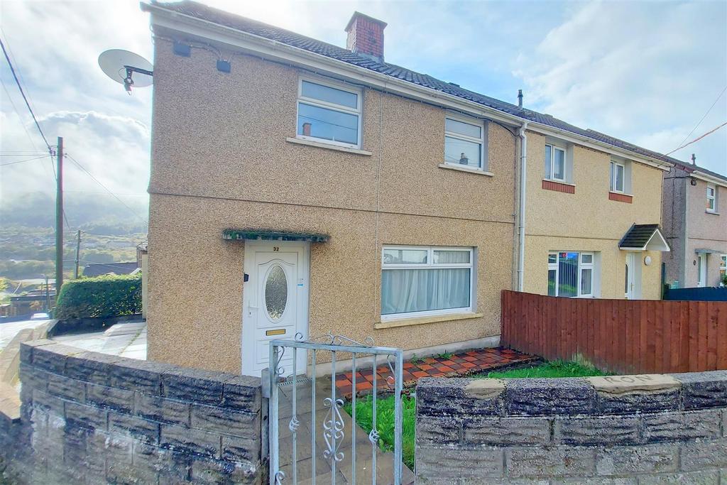 Welfare Avenue, Bryn, Port Talbot 3 bed semidetached house £750 pcm