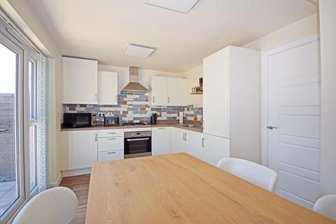40 Swallows Close, Bromsgrove, B61 0FP