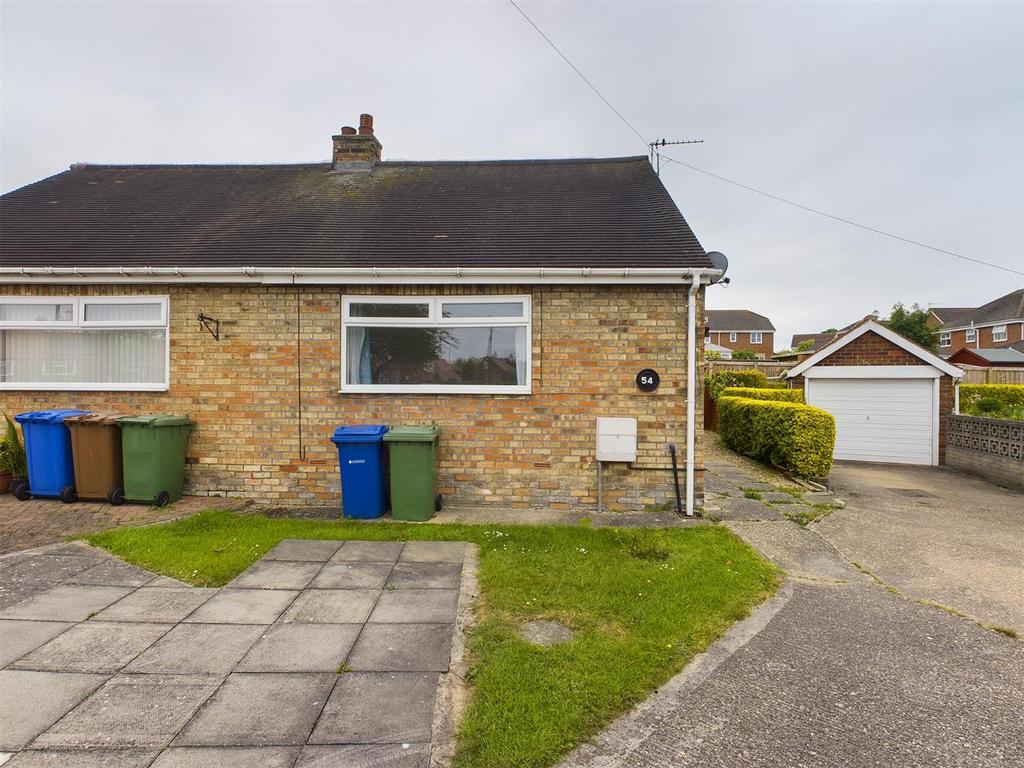 Bempton Crescent, Bridlington 1 bed semidetached bungalow for sale £