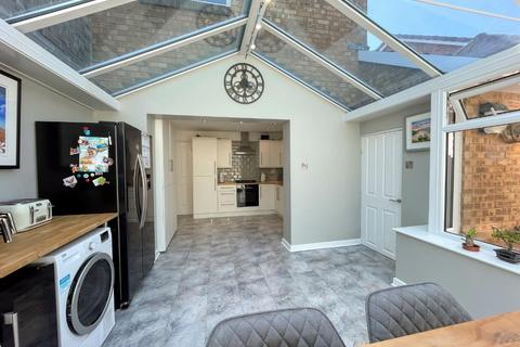43 Amiens Close, Darlington, DL3 0UL