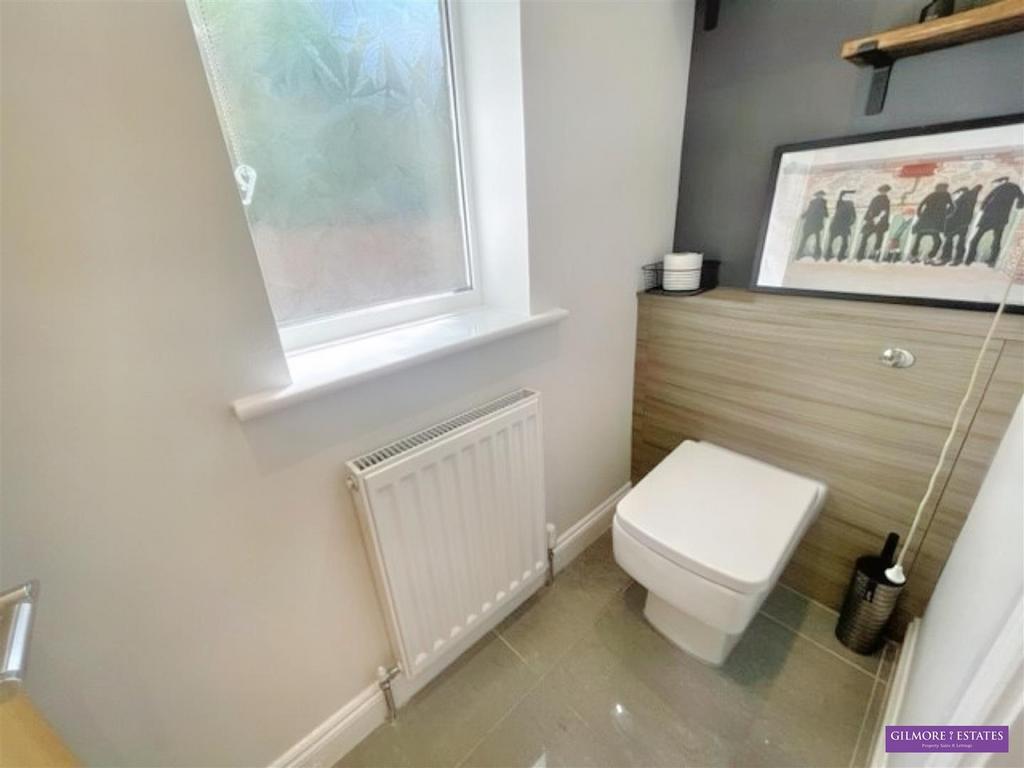 Cloakroom wc