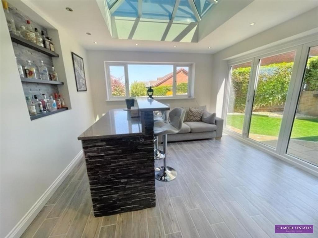 Garden room