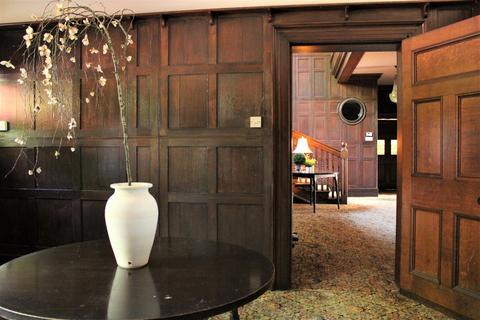 9 bedroom country house for sale - Moddershall, Staffordshire