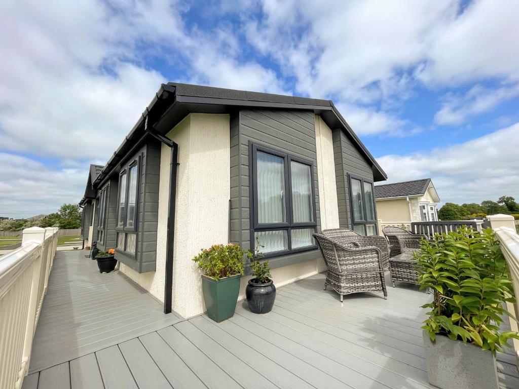 Decking area