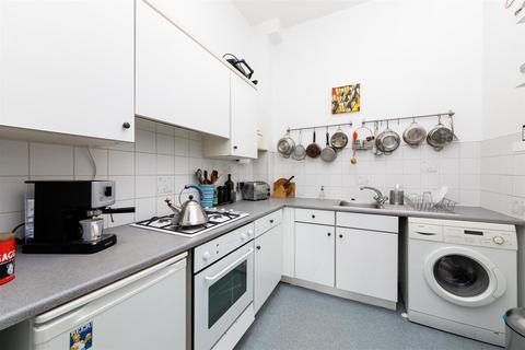 1 bedroom flat for sale, Millennium Place, London