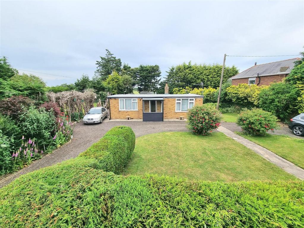 Broad Drove, Gosberton Clough, Spalding 2 bed detached bungalow for sale £165,000