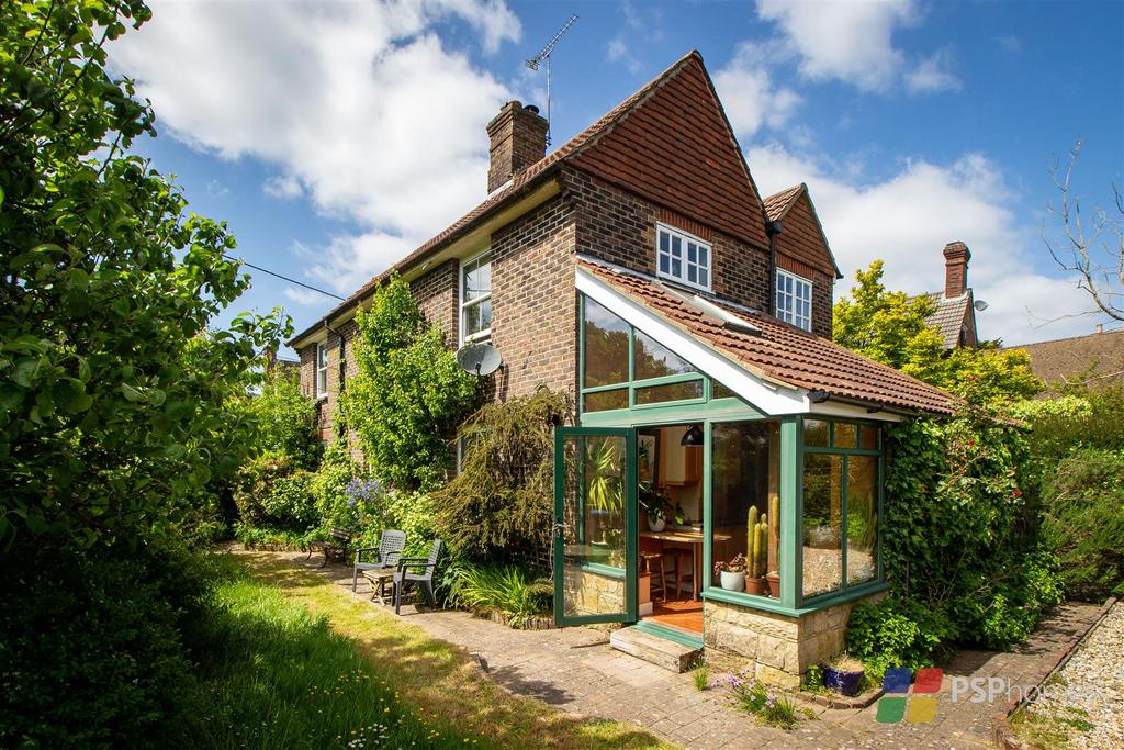 North Lane, West Hoathly 4 bed detached house for sale £700,000