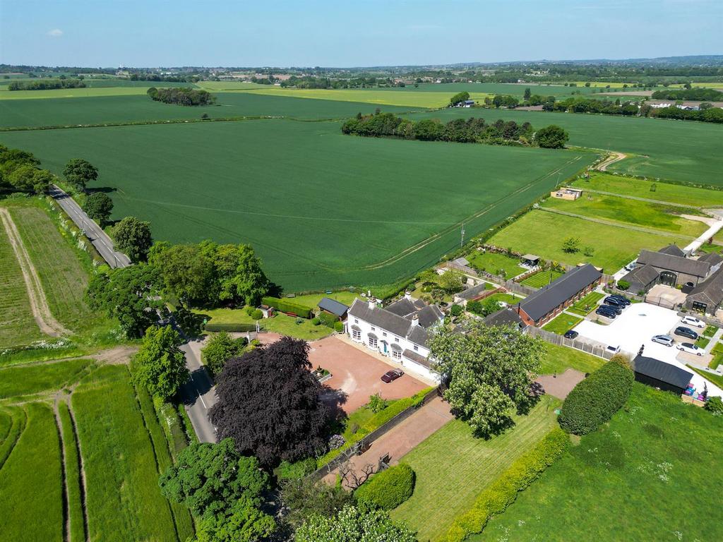 Lynn Lane, Shenstone, Lichfield 6 bed detached house for sale £1,300,000