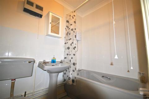 1 bedroom flat to rent - 43 Clareston CourtStaion RoadTenbyPembrokeshire