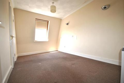 1 bedroom flat to rent - 43 Clareston CourtStaion RoadTenbyPembrokeshire