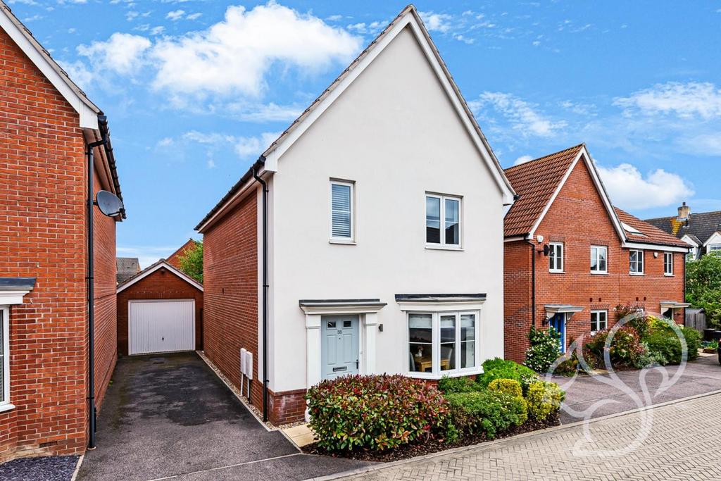 Magpie Chase, Stanway 4 bed detached house for sale £375,000
