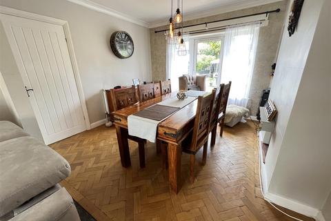 38 Carter Road, Birmingham, B43 6JP