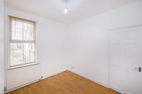 49 Edward Road, London, E17 6PB