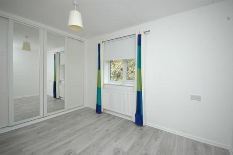 2 bedroom apartment for sale - Sandal Hall Mews, Wakefield WF2