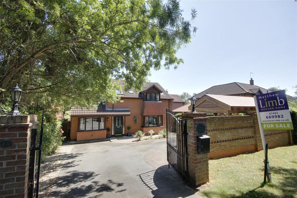 Dunswell Road, Cottingham 4 bed detached house for sale £400,000