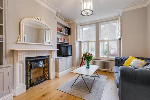 11 Acuba Road, London, SW18 4RA