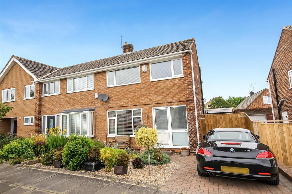 Nunnery Lane, Darlington 3 bed semidetached house £895 pcm (£207 pw)