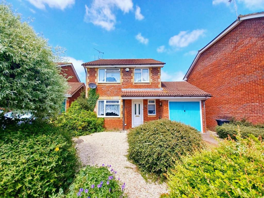 Woodlands Road, Charfield, South Gloucestershire 3 bed detached house