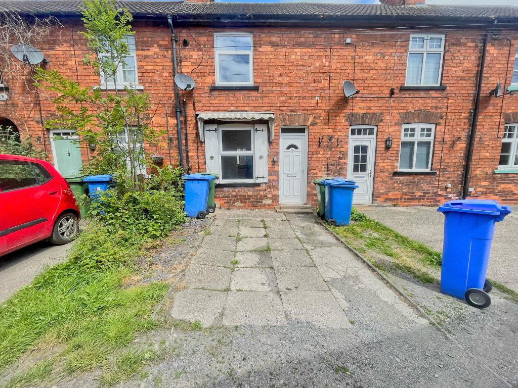 South View Main Street, Willerby, Hull 2 bed terraced house for sale