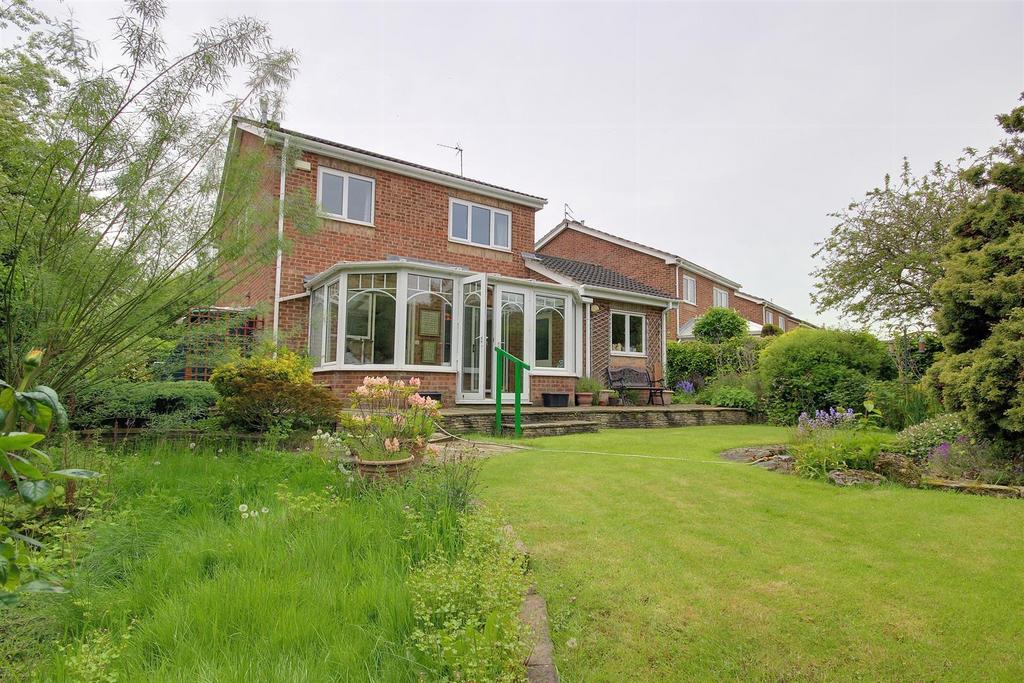 Oak Avenue, Elloughton, Brough 4 bed detached house for sale £305,000