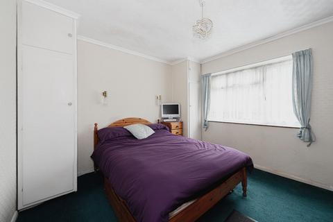 54 Cunliffe Road, Epsom, KT19 0RL