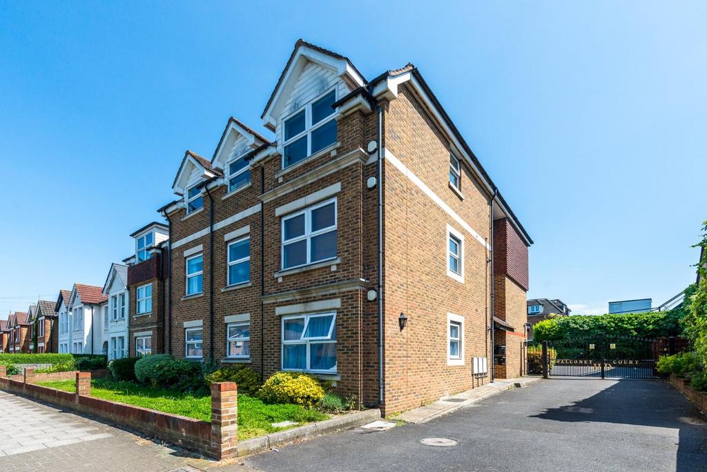 Ravenscroft Road, Beckenham 1 bed apartment £1,500 pcm (£346 pw)