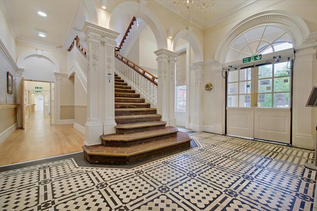 Kenton Lodge Foyer