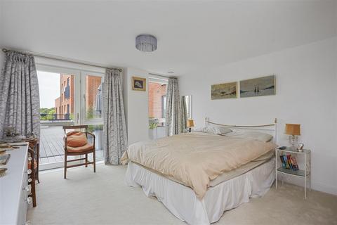 2 bedroom apartment for sale - High Street, Cobham