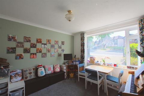 3a Arno Vale Road, Woodthorpe, Nottingham, NG5 4JH