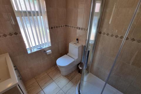 137 Pineapple Road, Birmingham, B30 2TA
