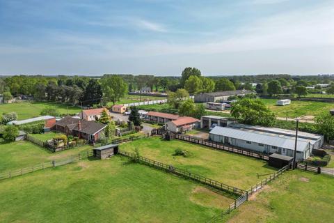 4 bedroom detached bungalow for sale, Girton NOTTINGHAMSHIRE