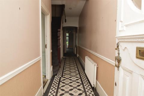 505 Green Lanes, London, N13 4BS