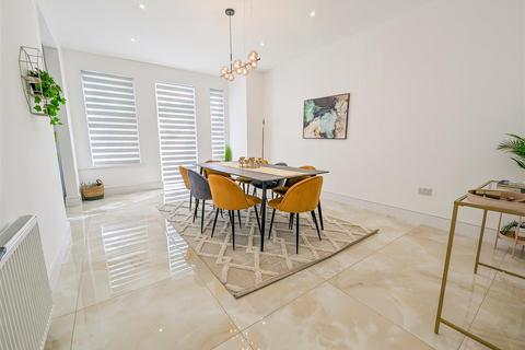 13 Anerley Road, Westcliff-on-sea, SS0 7HJ