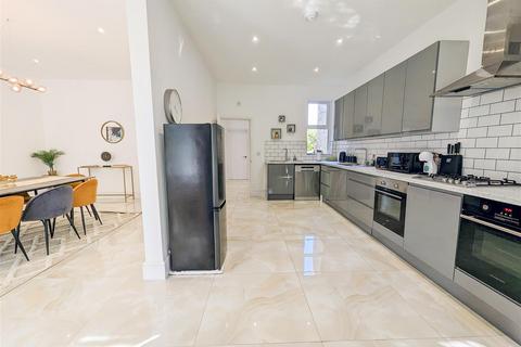 13 Anerley Road, Westcliff-on-sea, SS0 7HJ