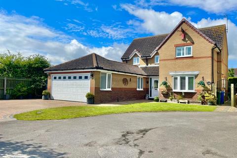 44 Cheyne Garth, Hornsea, HU18 1BF