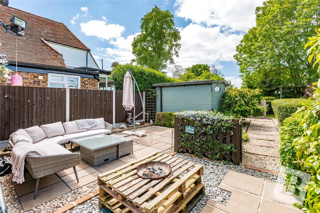 Garwood Cottages, Norton Heath, Ingatestone, Essex, CM4 2 bed terraced