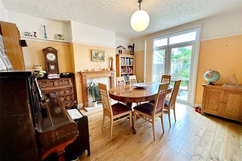 125 Arundel Road, Littlehampton, BN17 7DH