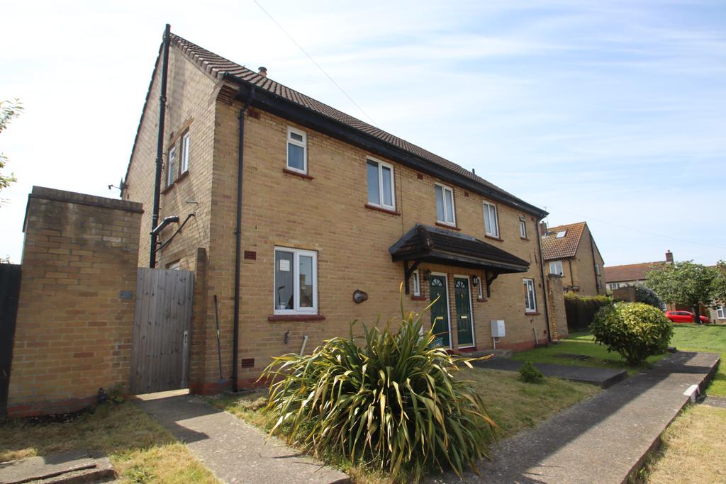 Oxford Square, Locking, BS24 2 bed semidetached house £1,200 pcm (£