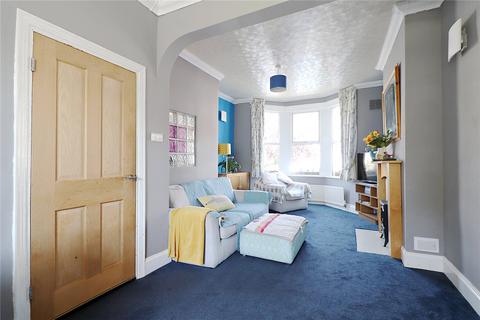 104 Abbey Grove, London, SE2 9EP