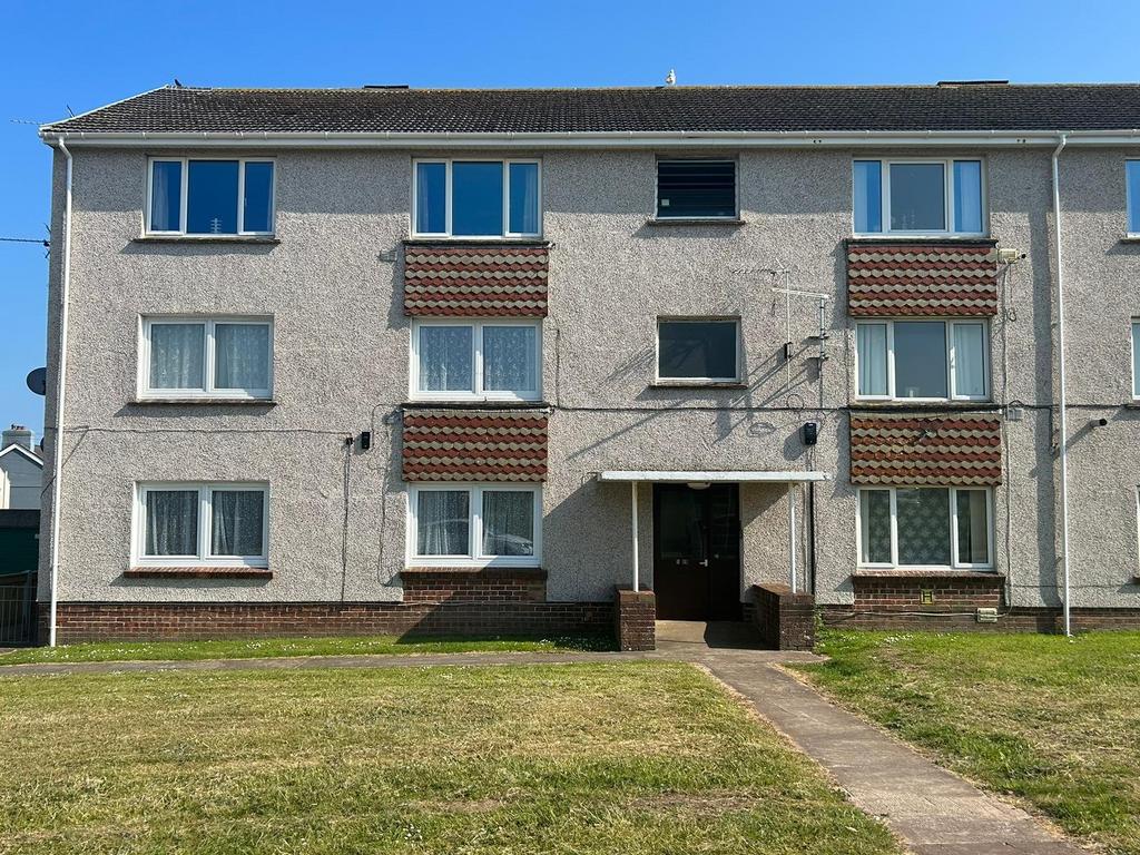 Observatory Avenue, Hakin, Milford Haven, Pembrokeshire, SA73 2 bed