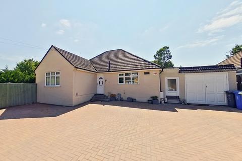 3 bedroom detached bungalow for sale, Wraysbury, Berkshire