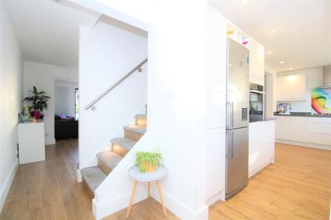 19 Eliot Road, Stevenage, SG2 0LL