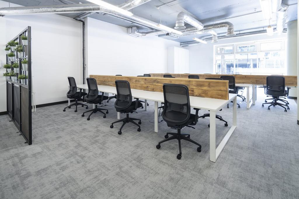 Desk Layout