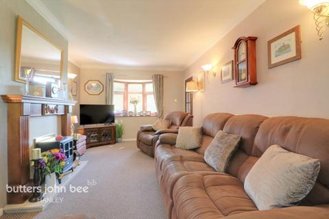 3 bedroom semi-detached house for sale, Wentlows Road, Tean, ST10 4DW
