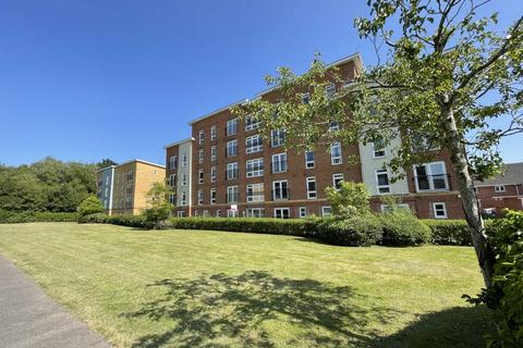 2 bedroom flat for sale - Little Hackets, Havant, Hampshire