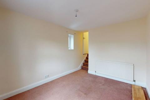 17b Westdown Road, London, SE6 4RL