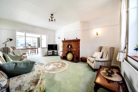 8 Acacia Gardens, West Wickham, BR4 9LD