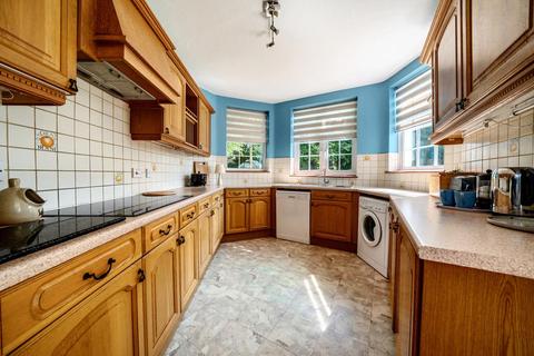 8 Acacia Gardens, West Wickham, BR4 9LD