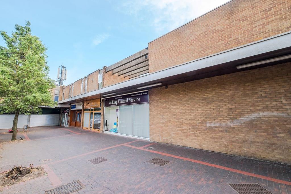 8 Anchor Crescent, Knaphill, Woking... Retail property (high street